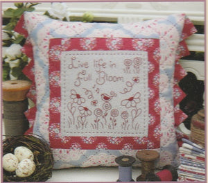 Full Bloom Cushion Pattern